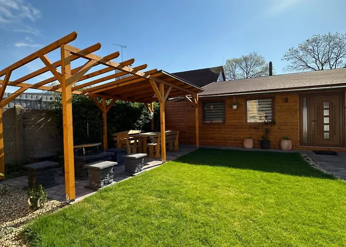 Wood House 아파트